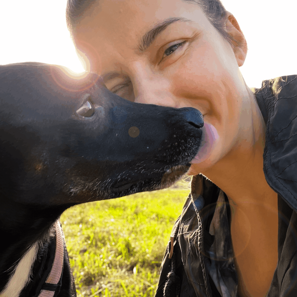 Hündin Frieda und Constanze Bechtold - Seelenfreundschaft - Herzen im Einklang - Energiearbeit - Reiki - Fernreiki - Bachblüten
