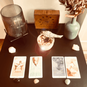 Fernreikibehandlung - Beispiel für die Begleitung mit Kristallen, Kartenimpulsen und Räucherwerk - Fernreiki und Bachblüten